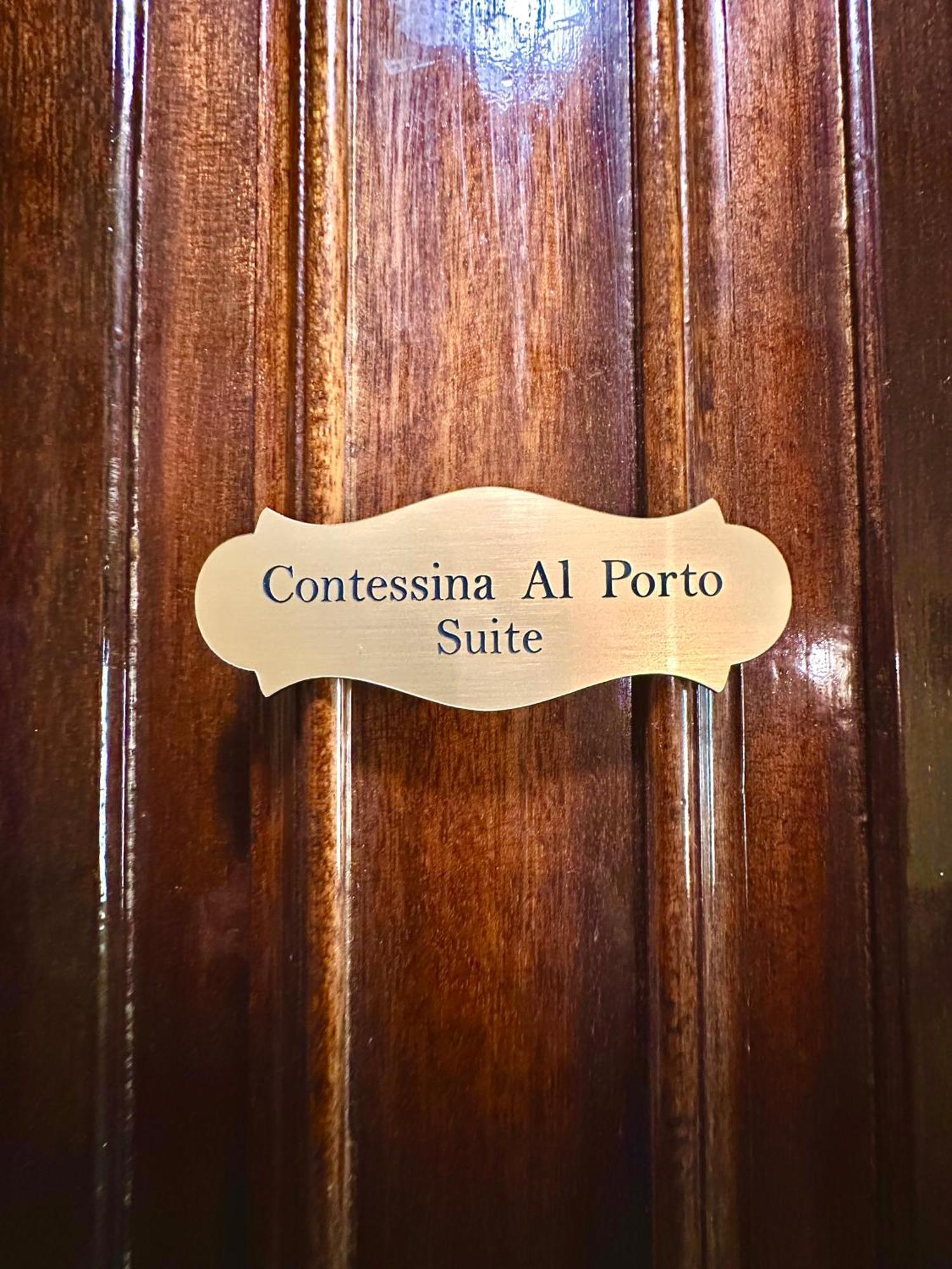 Contessina Al Porto Suite Mantouki Екстериор снимка